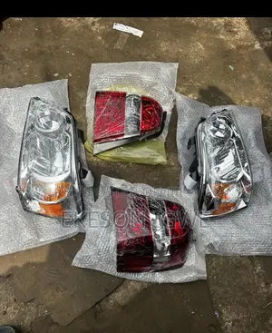 Headlight and Rear Light Highlander 2005-07