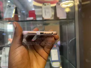 Apple iPhone 6s 32 GB Pink