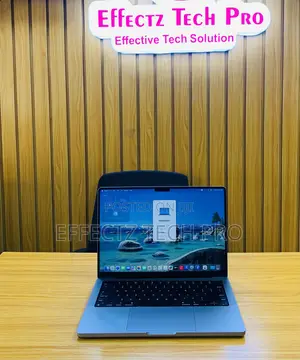 Laptop Apple MacBook Pro 2021 M1 64GB Apple M1 Max SSD 1T