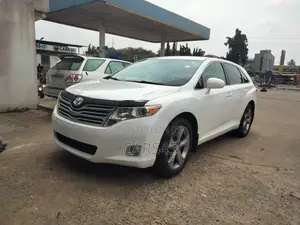 Toyota Venza 2011 White