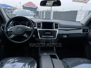 Mercedes-Benz M Class 2015 Brown