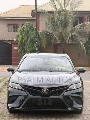 Toyota Camry 2018 Black