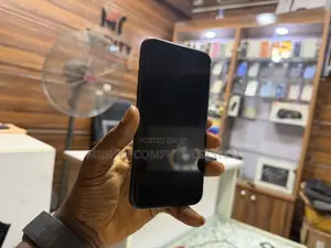 Apple iPhone XR 64 GB Black
