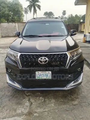 Toyota Land Cruiser Prado 2022 Black