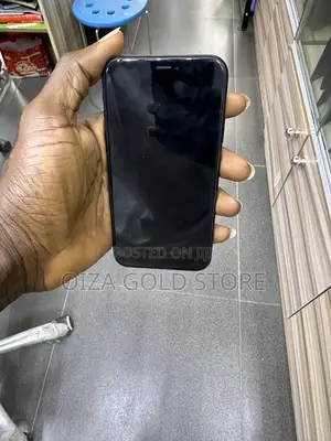 Apple XR 64 GB Black