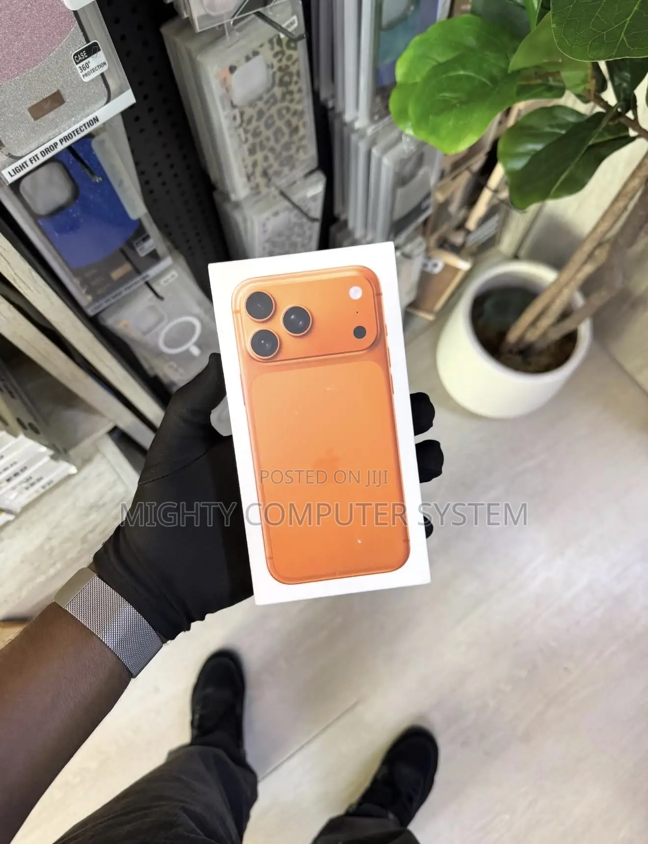 New Apple iPhone 17 Pro Max 1 TB Orange