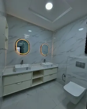 4bdrm Maisonette in Lekki Phase 1 for rent