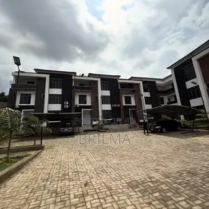 4bdrm Duplex in Kado for sale