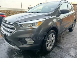 Ford Escape SE 4dr SUV AWD (1.6L 4cyl Turbo 6A) 2014 Beige