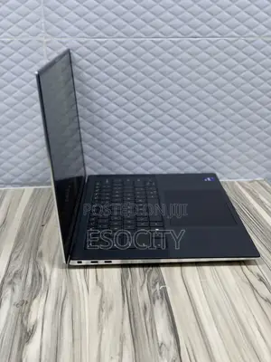 Laptop Dell XPS 15 9510 32GB Intel Core i9 SSD 512GB