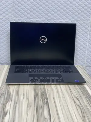 Laptop Dell XPS 15 9510 32GB Intel Core i9 SSD 512GB