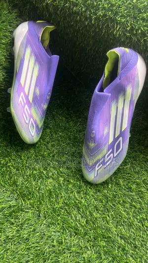 Adidas F50 Fibretouch (Size 45)