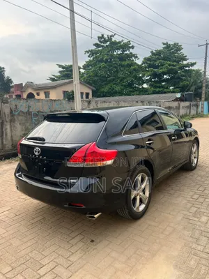 Toyota Venza V6 AWD 2010 Black