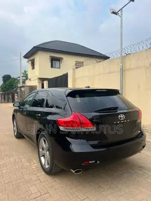 Toyota Venza V6 AWD 2010 Black