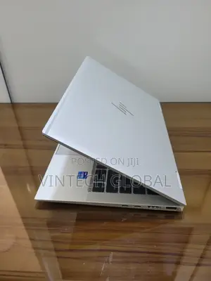 Laptop HP EliteBook 830 G8 16GB Intel Core i7 SSD 512GB