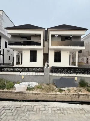 5bdrm Duplex in Ikota for sale