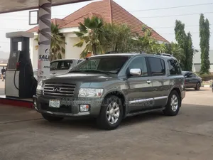 Infiniti QX56 2006 Green