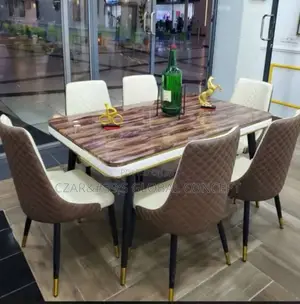Luzury 6 Seaters Dining Set