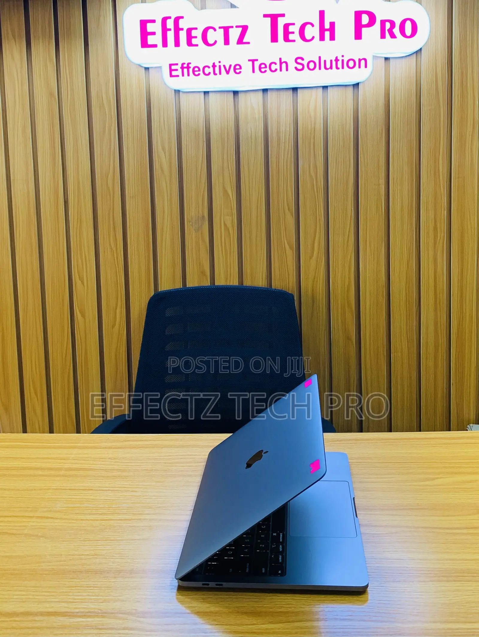 Laptop Apple MacBook Pro 2020 32GB Intel Core i7 SSD 512GB