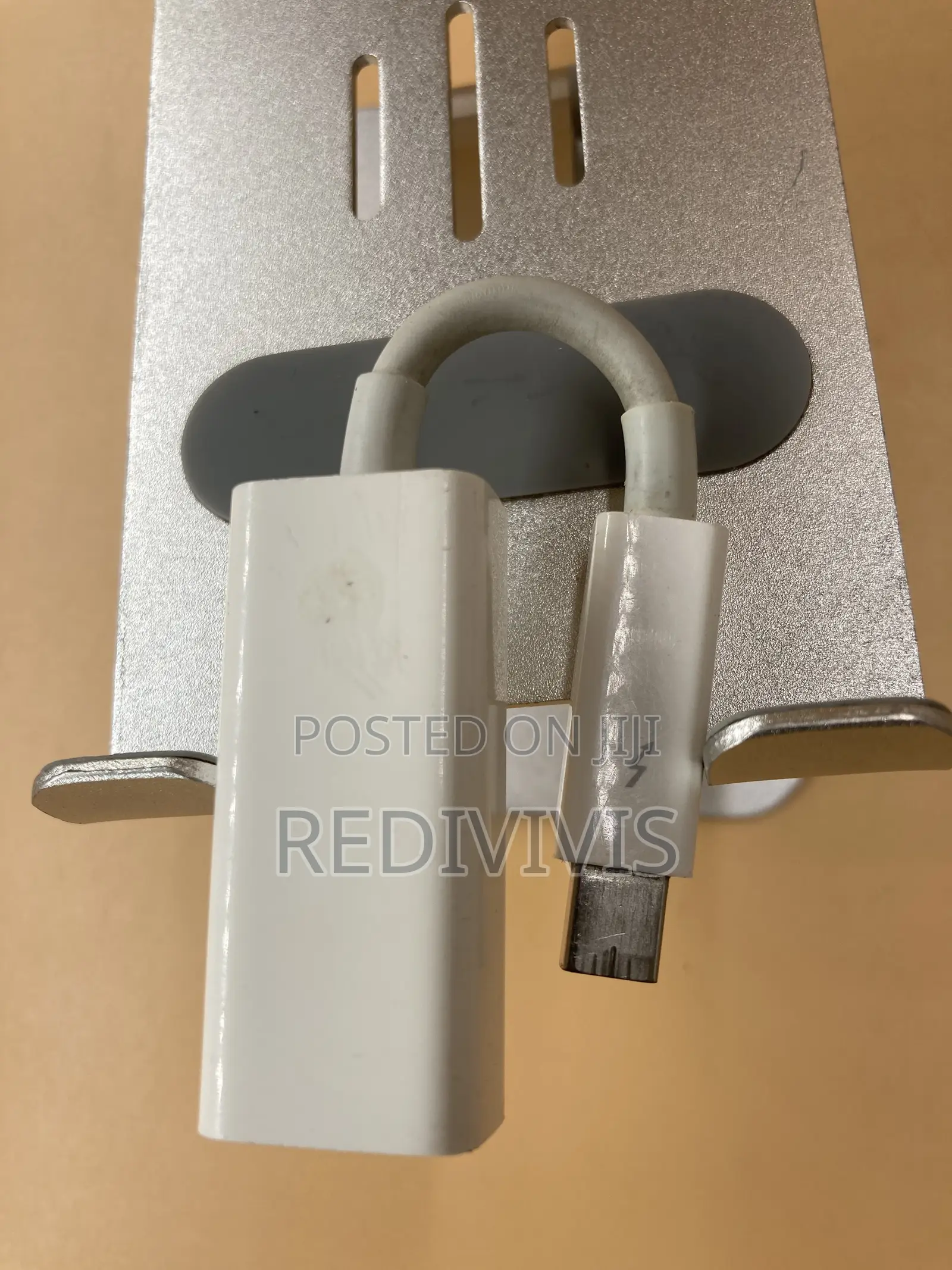 Apple Thunderbolt To Gigabit Ethernet Adapter