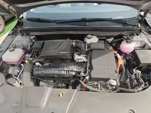 BYD Seal DM-i 2023 Silver