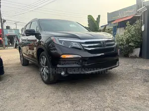 Honda Pilot Touring AWD 2018 Black