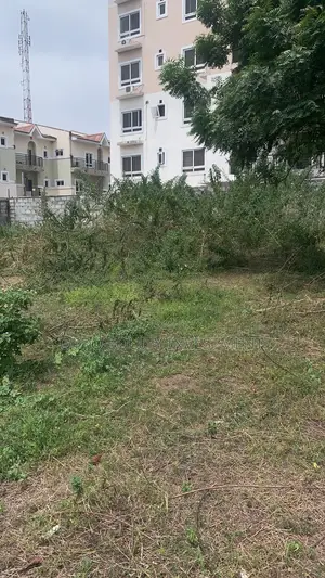 Prime 900sqm Land for Sale – Adekunle, Yaba