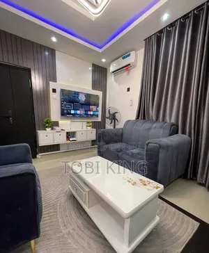 4 Units of 2bedroom Apartment 10 Minutes to Airport