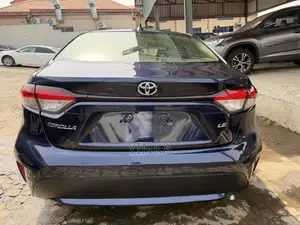 Toyota Corolla 2020 Blue