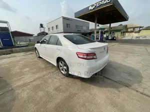 Toyota Camry 2010 White