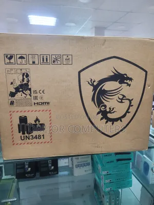 New Laptop MSI Raider GE78 32GB Intel Core i9 SSD 1T