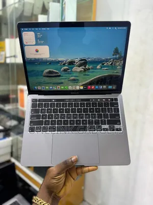 Laptop Apple MacBook Pro 2020 16GB Intel Core i7 SSD 512GB