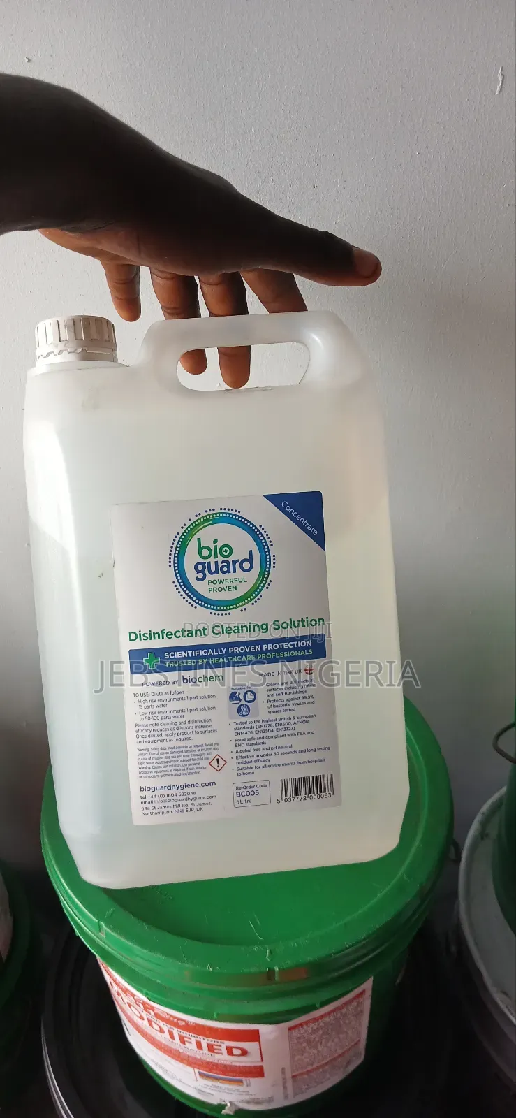 Bio Guard ( Disinfectant Cleaning Solution )