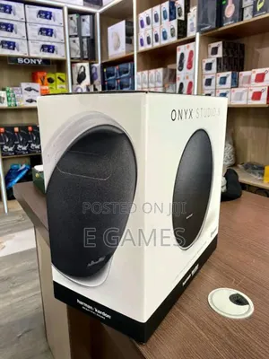 Onyx Studio 9