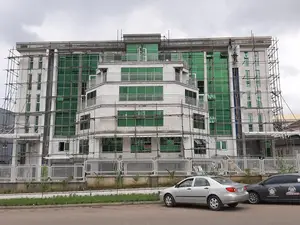 A Big Beautiful Commercial Plaza for Sale