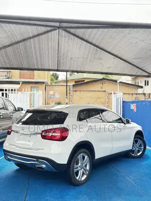Mercedes-Benz GLA 250 2015 White