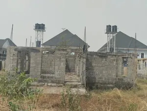 4bdrm Duplex in Victoria City, Lugbe District for sale