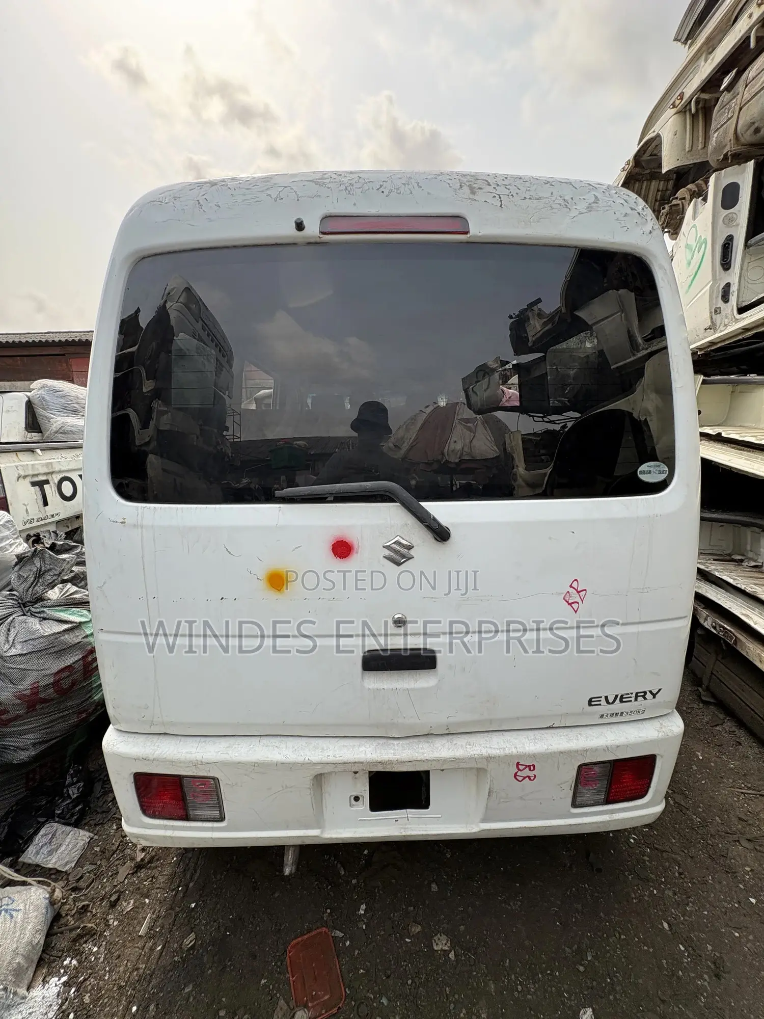 Suzuki Every 2012 White