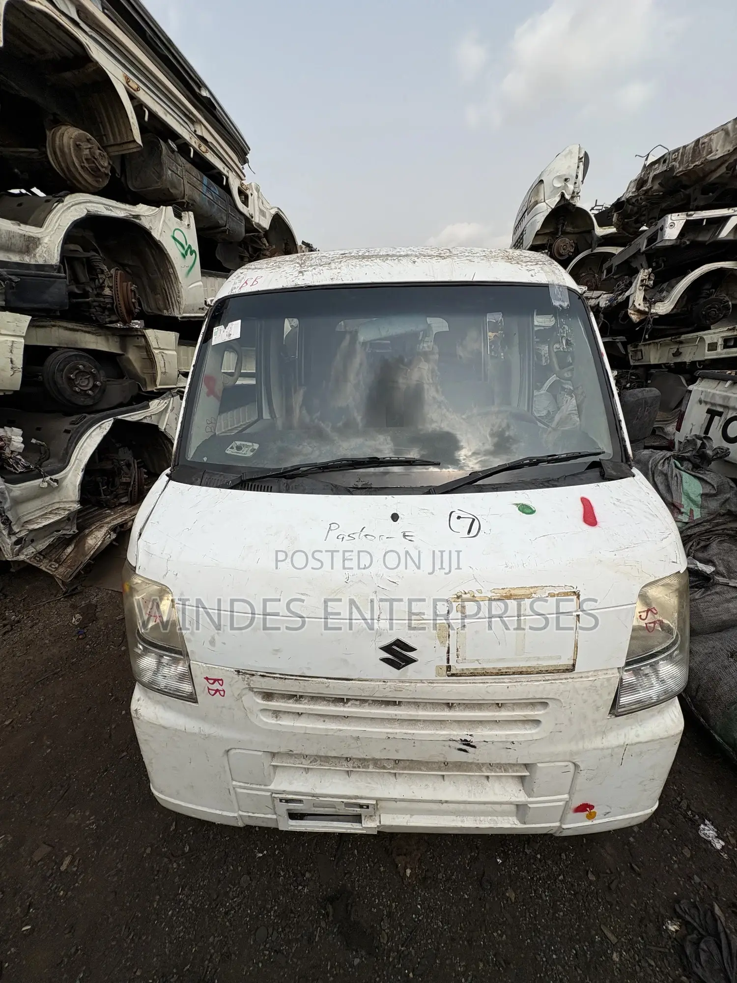 Suzuki Every 2012 White