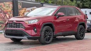Toyota RAV4 Limited AWD 2019 Red