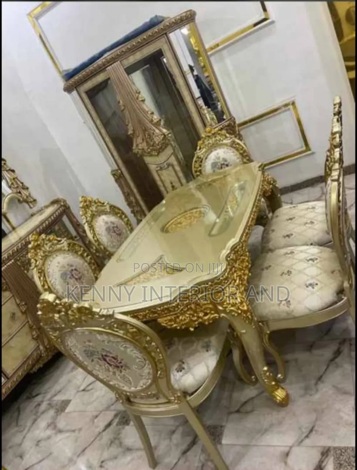 Royal Dinning Table