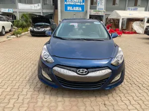 Hyundai Elantra 2014 Blue