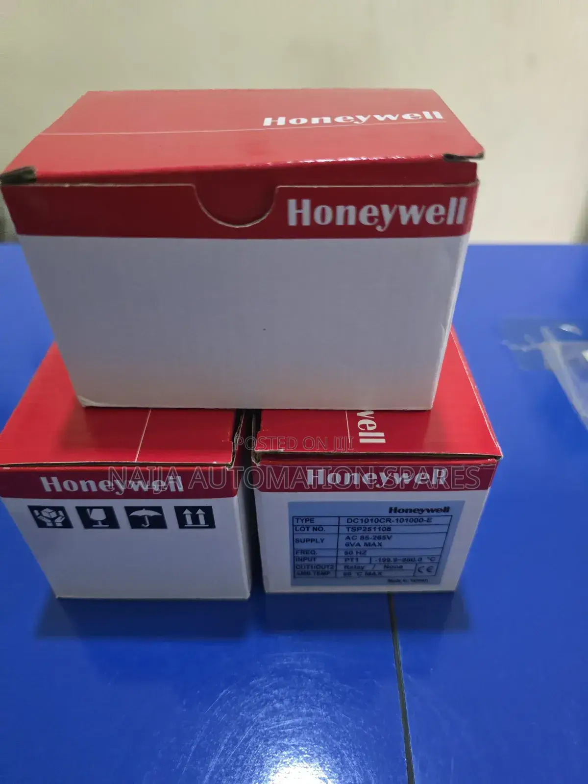 Honeywell Dc1010 Temperature Controller