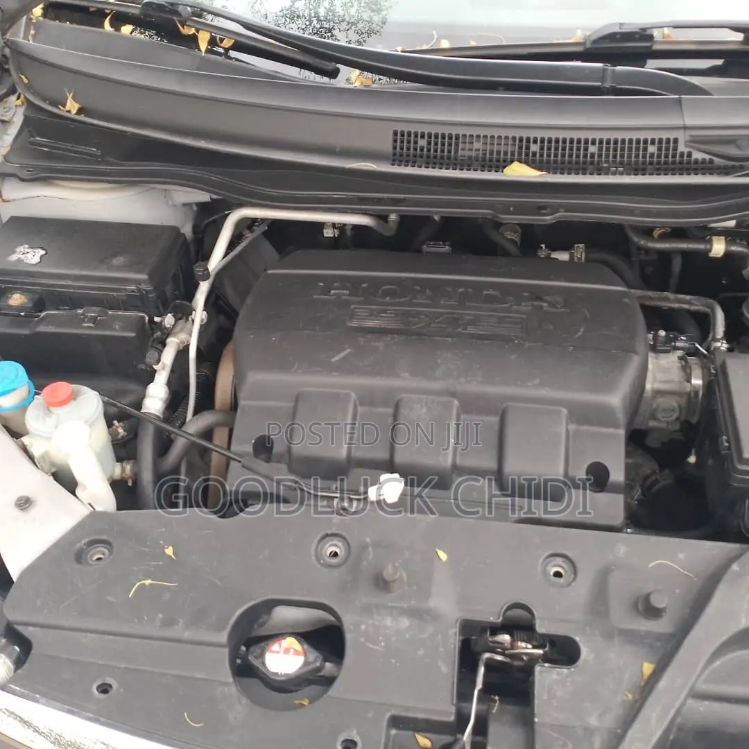 Honda Odyssey 2012 Silver