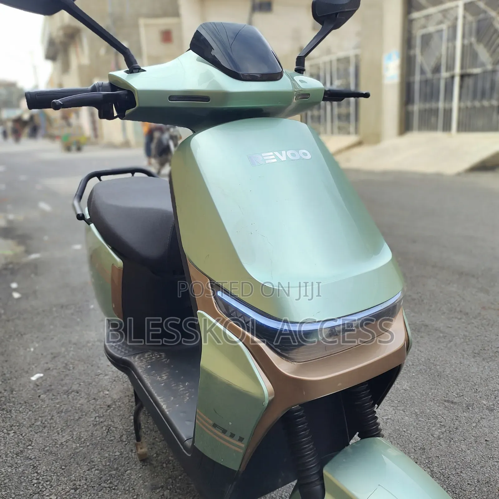 New Revoo A11 2025