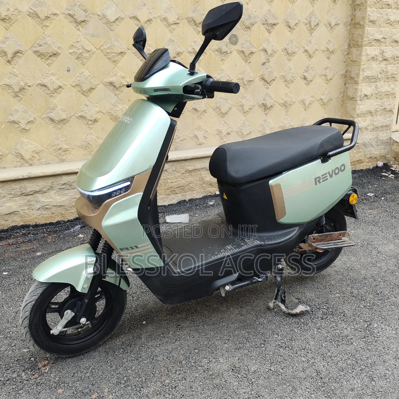New Revoo A11 2025