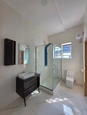 4bdrm Duplex in Harris Drive Estate, for rent