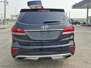 Hyundai Santa Fe Limited Ultimate AWD 2017 Black