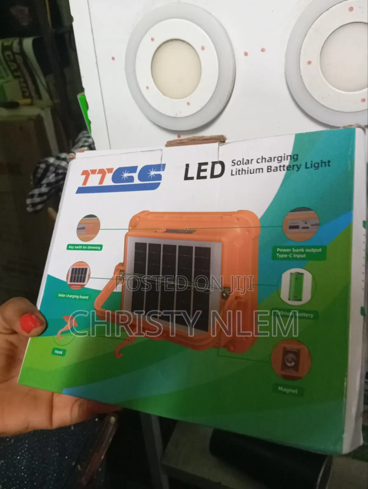 TTC Solar Charging Led Light With Lithium Battery
