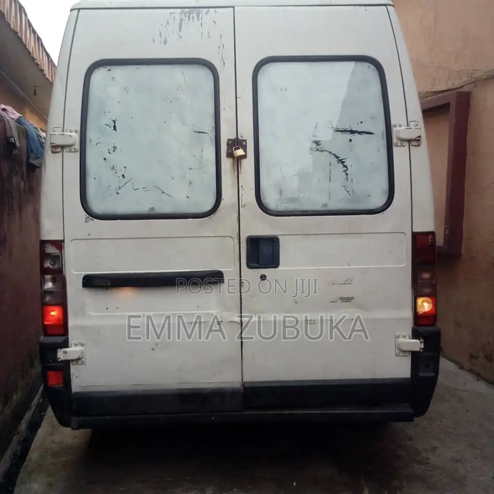 Ford Transit 1998 White